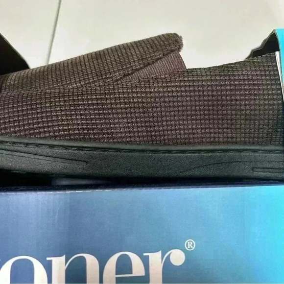 Isotoner Men’s Comfortable Brown Rubber Sole Warm Slippers Size Large 9.5-10.5 - Picture 9 of 10